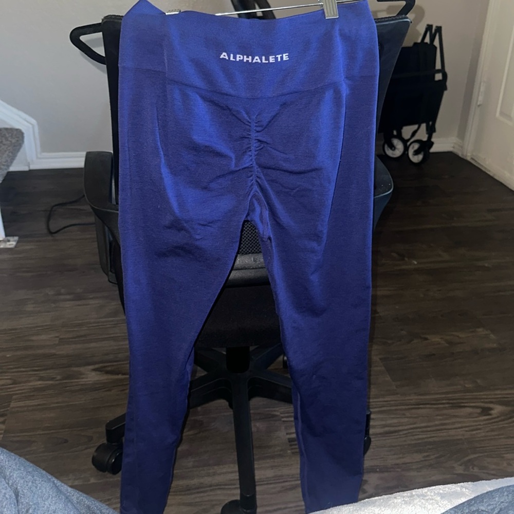 Alphalete leggings